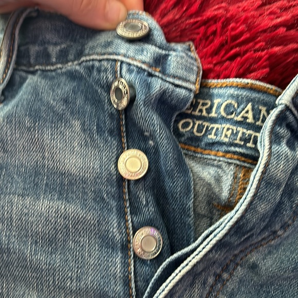 American Eagle Outfitters high waisted distressed jean shorts - Picture 2 of 8